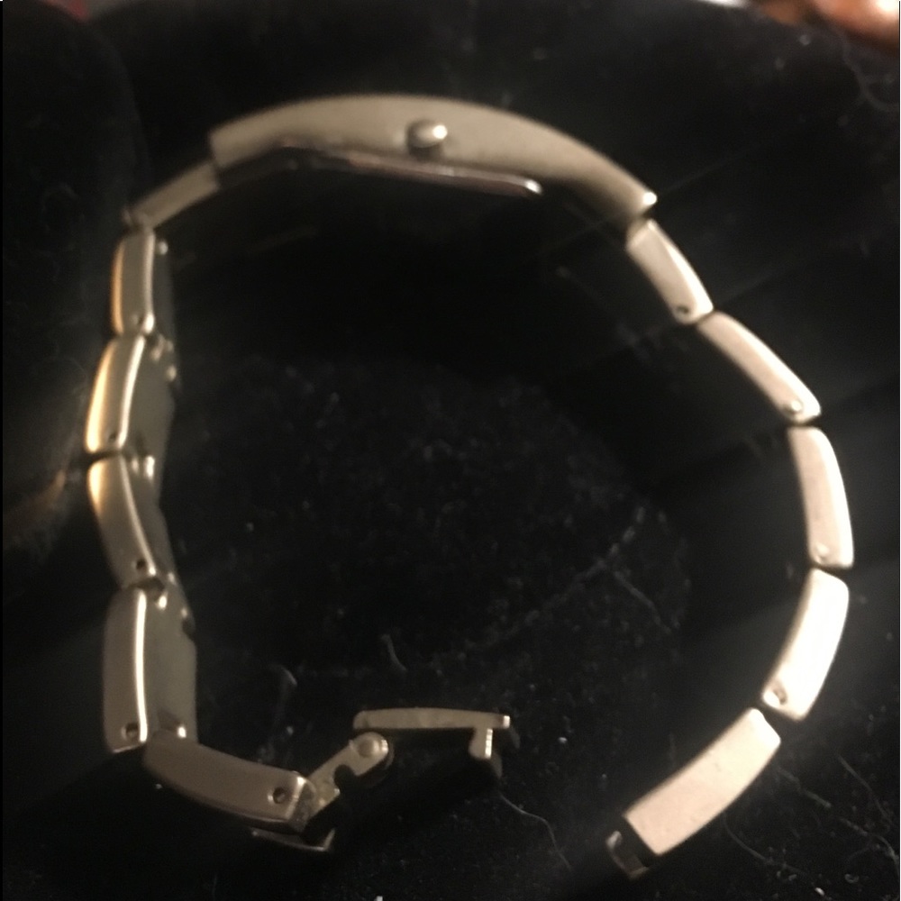 Gucci Watch - Picture 5 of 6